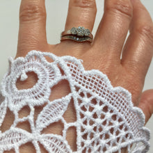 Load image into Gallery viewer, Guipure Lace pieces - White laces bride