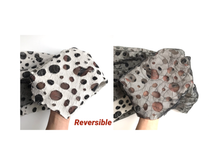 Load image into Gallery viewer, 2.85 meters Reversible Black mesh with cotton