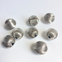 Load image into Gallery viewer, 10 pieces - 3/4 inch textured silver beads
